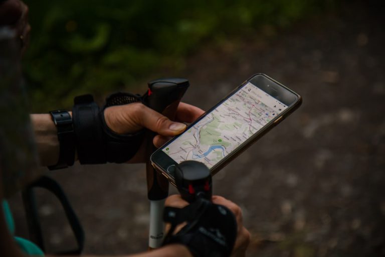 Lire la suite à propos de l’article Les bienfaits de la marche nordique sur l’organisme humain